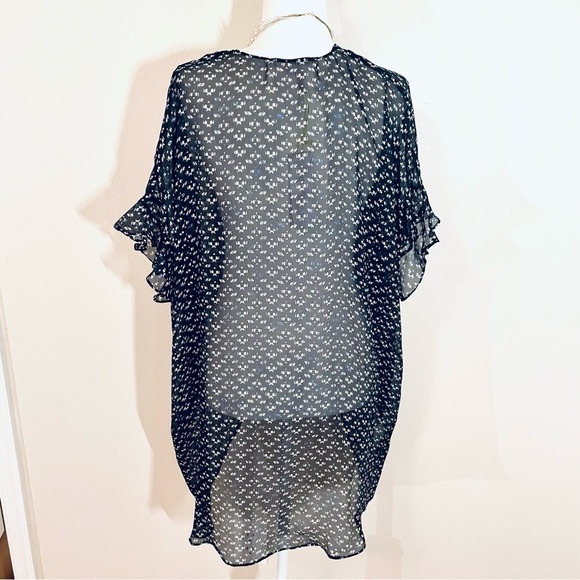 NWT BCBGeneration Sheer Cardigan/Kimono in Black with Small Design – Size XS/S ✨ - Picture 10 of 11
